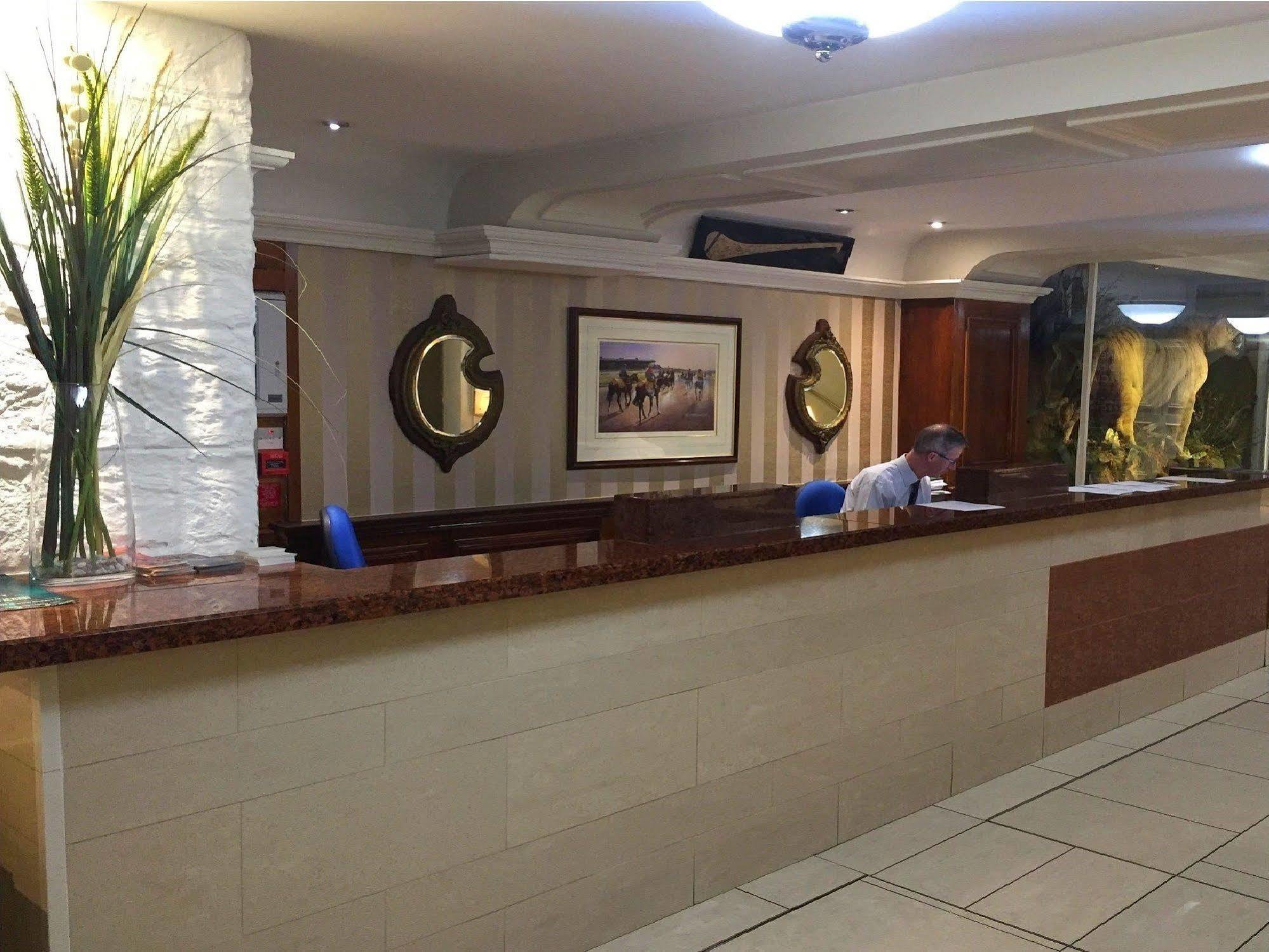 Kilford Arms Hotel Kilkenny Exterior photo