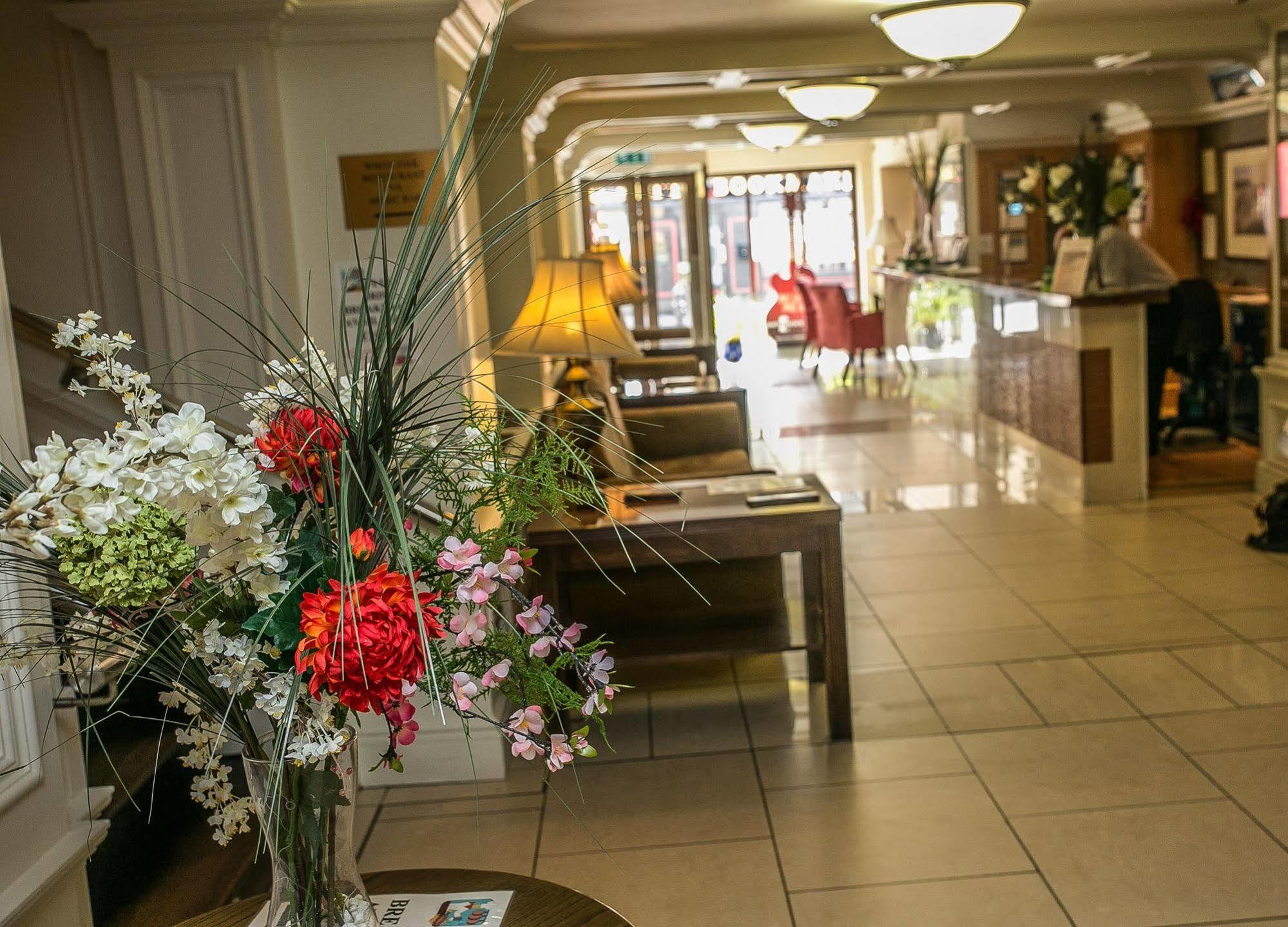 Kilford Arms Hotel Kilkenny Exterior photo